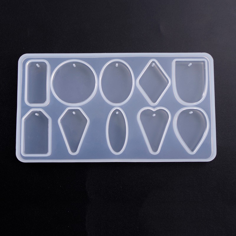 Moule silicone - boucles d'oreilles triangle pour résine époxy et poudre  céramique - Perles & Co