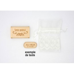 BOITE ET CLE USB 16 GB PERSONNALISEES PAR GRAVURE + POCHETTE BRODEE THEME MARIAGE VOLUTES