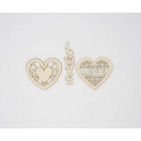 COEURS 2 MODELES ET MOT LOVE 3 PIECES EN CARTON